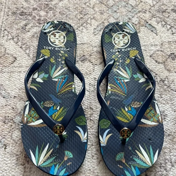 Tory Burch Botanical Print Flip Flops - Picture 1 of 3
